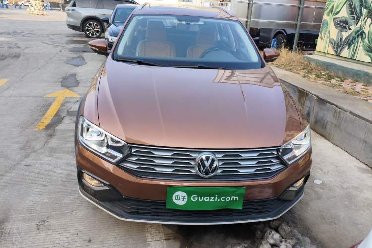 Used Volkswagen C-TREK 2018 1.5L Automatic Comfort Model
