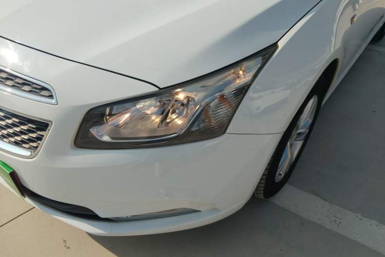 Used Chevrolet Cruze 2015 1.5L Classic SE MT
