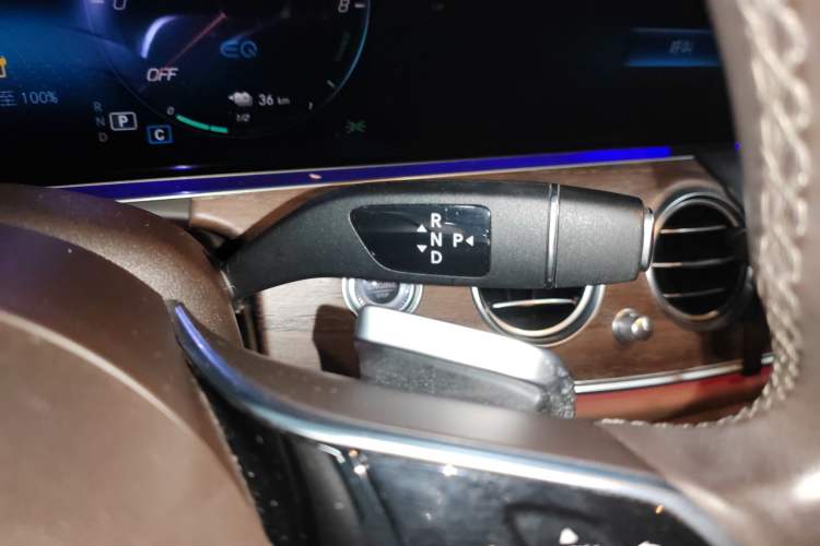 Used Mercedes-Benz E-Class New Energy 2022 Facelift E 350 e L Plug-in Hybrid Sedan
