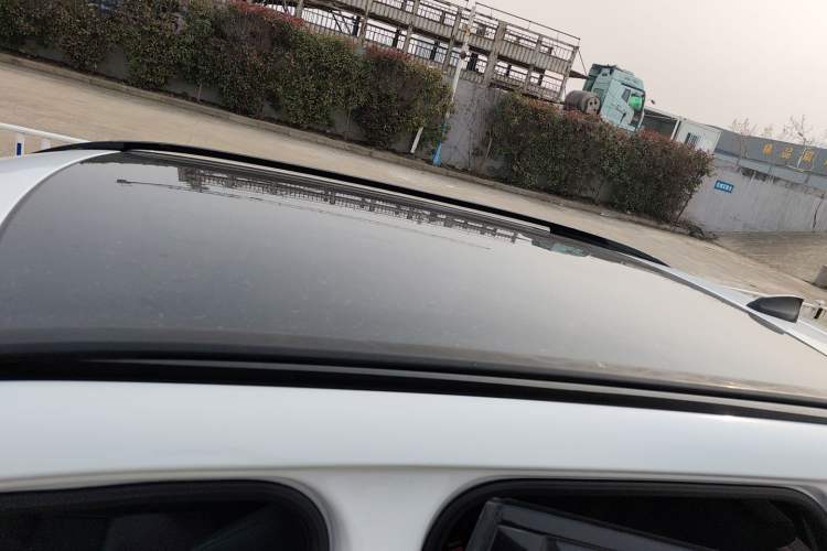 Used Land Rover Discovery Sport 2018 240 PS SE Version