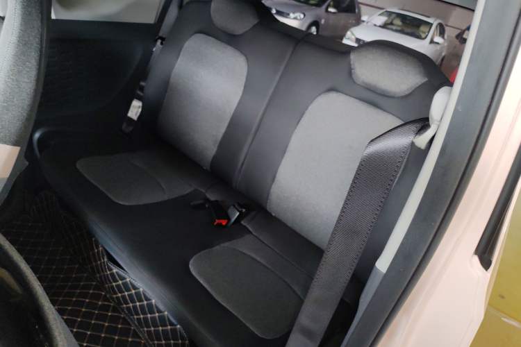 Used Wuling Hongguang MINIEV 2022 Macaron Premium Model – Lithium Iron Phosphate