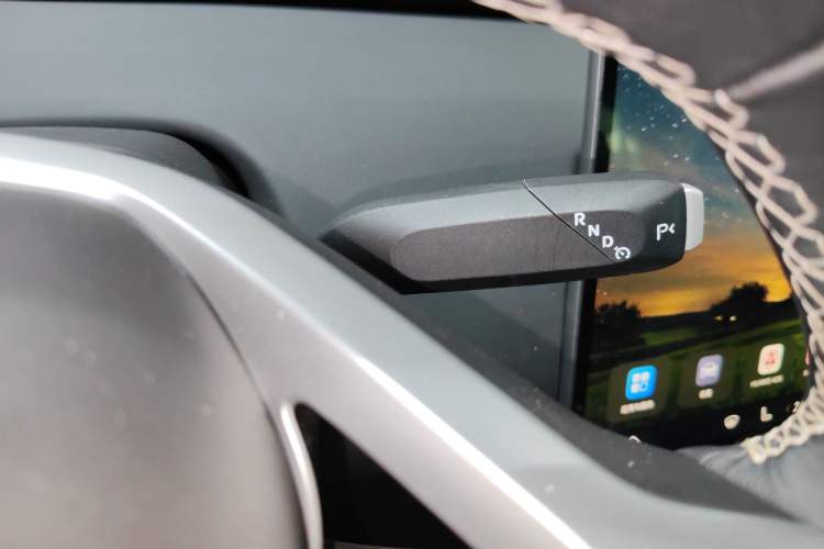 Used  12 2025 Ultra Extended-Range Edition
