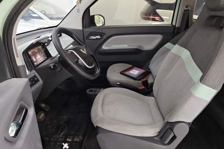 Used Wuling Hongguang MINIEV 2021 Macaron Premium Model – Lithium Iron Phosphate
