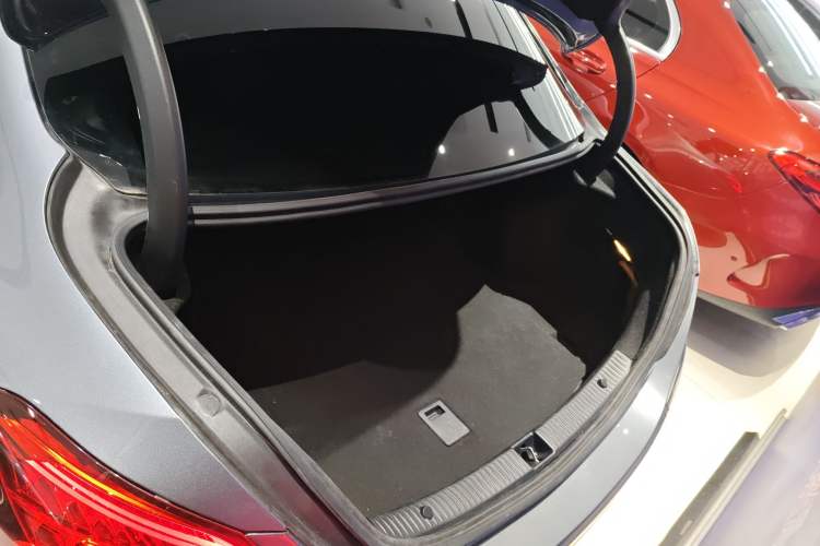 Used Mercedes-Benz C-Class 2019 C 260 L Sport Edition
