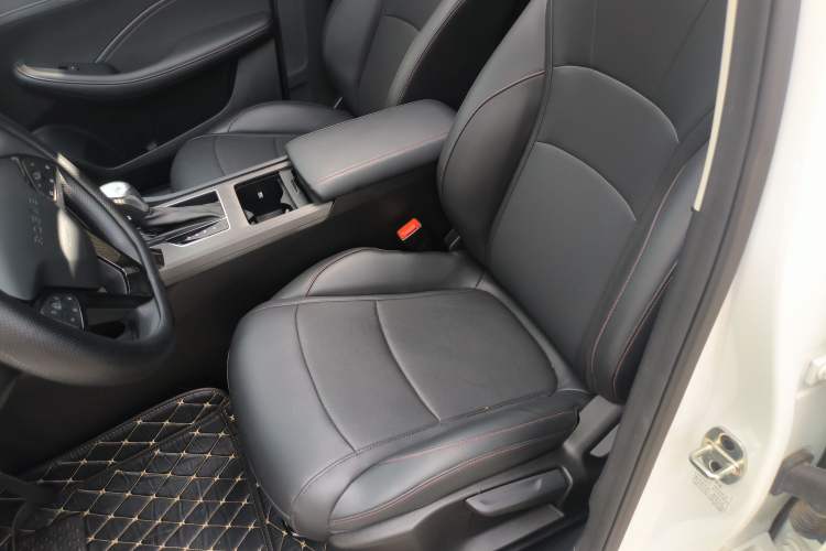 Used Roewe i5 2023 1.5L CVT Luxury Edition
