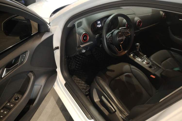 Used Audi A3 2020 Limousine 35 TFSI Ambition China VI