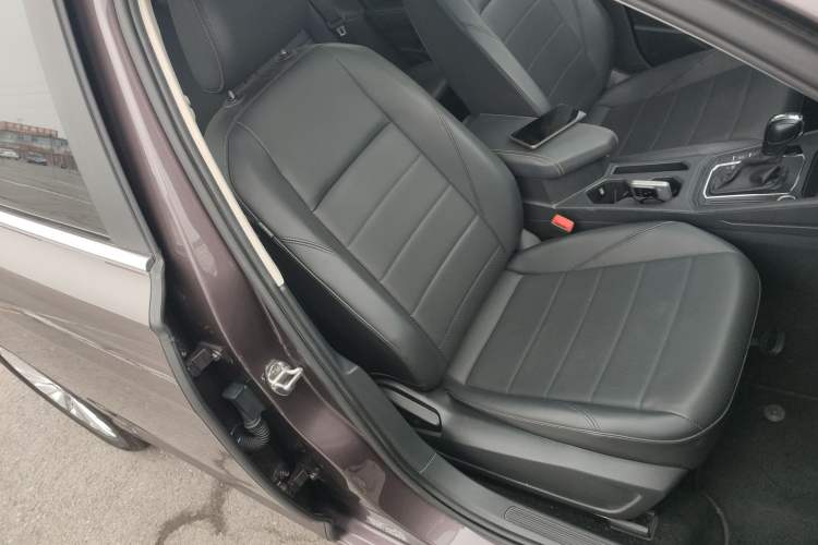 Used Volkswagen Lavida 2019 1.5L Automatic Comfort Edition China VI Standard