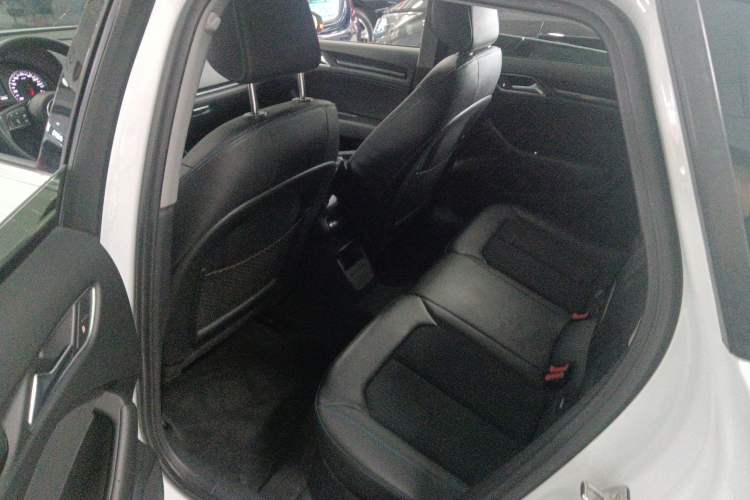 Used Audi A3 2017 Sportback 35 TFSI Fashion Model
