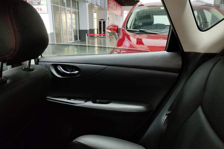 Used Nissan Tiida 2021 1.6L CVT Cool Edition
