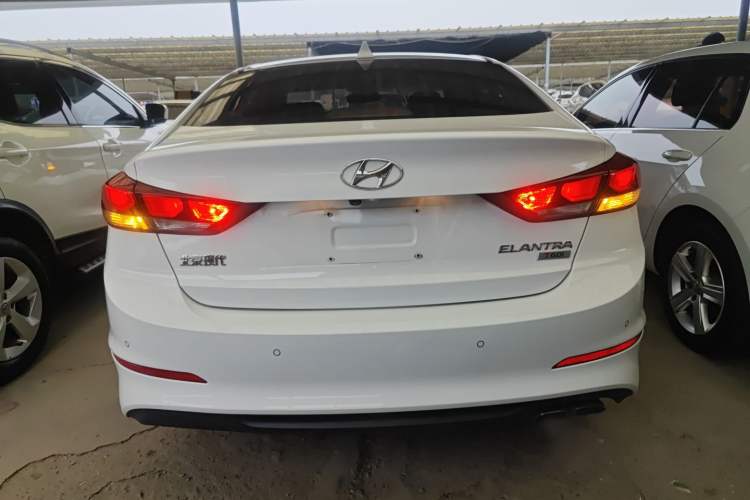 Used Hyundai Elantra 2018 1.4T Dual-Clutch Xuan Dong · Dynamic Edition
