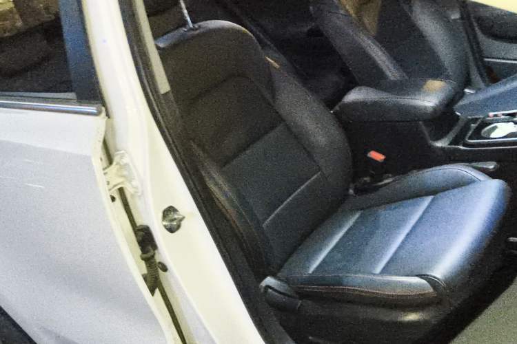 Used Kia KX5 2019 1.6T Automatic Two-Wheel Drive Luxury Edition
