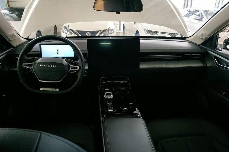 Used Wuling Xingguang 2024 Co-Creation Edition 510 Advanced Model
