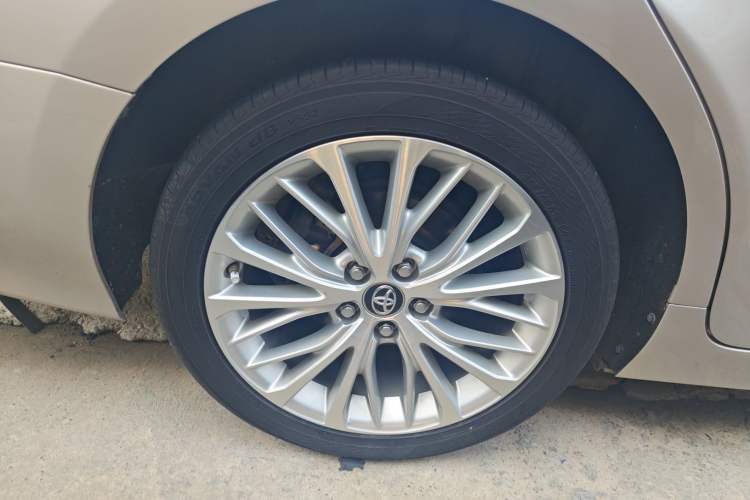 Used Toyota Camry 2018 2.5G Luxury Edition
