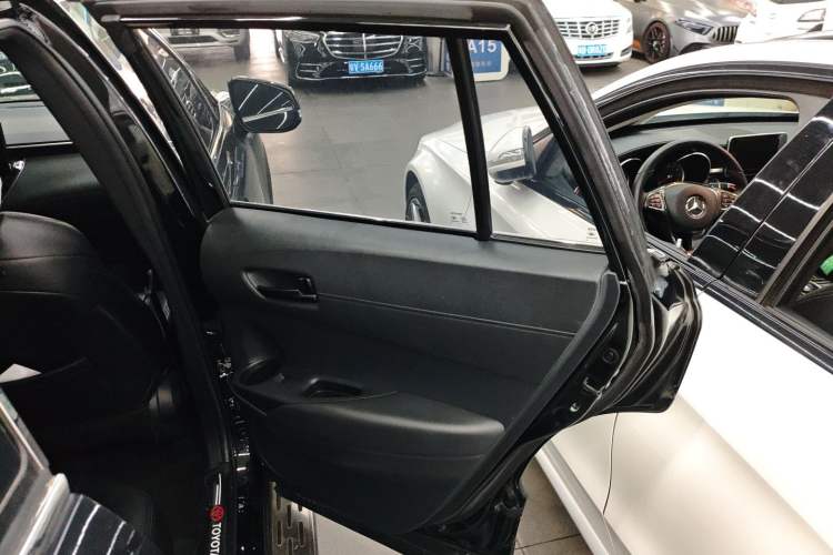 Used Toyota FRONTLANDER 2023 2.0L CVT Leading Edition
