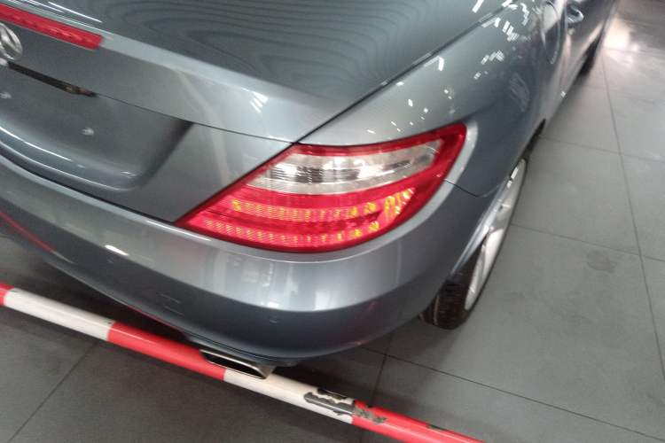 Used Mercedes-Benz SLK-Class 2011 SLK 200 Fashion Model