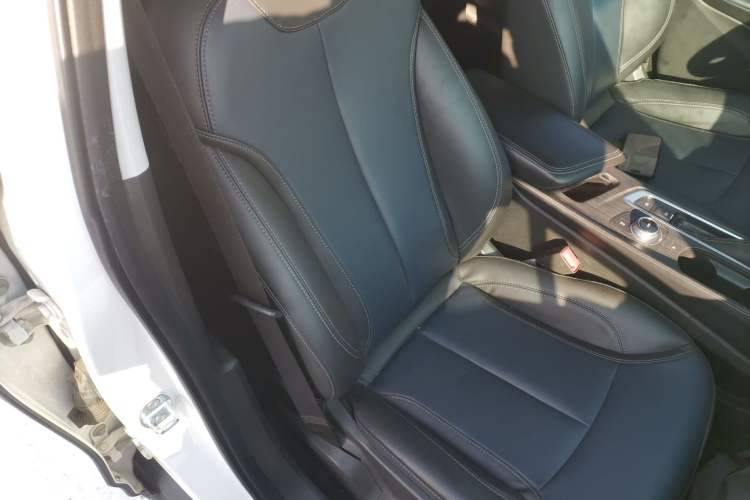 Used Buick Velite 6 2023 430km Range Commuter Version
