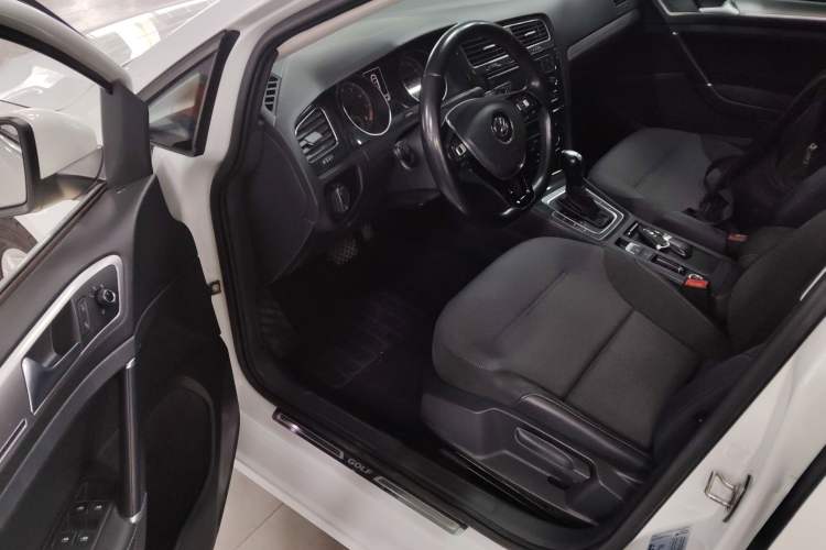 Used Volkswagen Golf 2018 1.6L Automatic Comfort Model