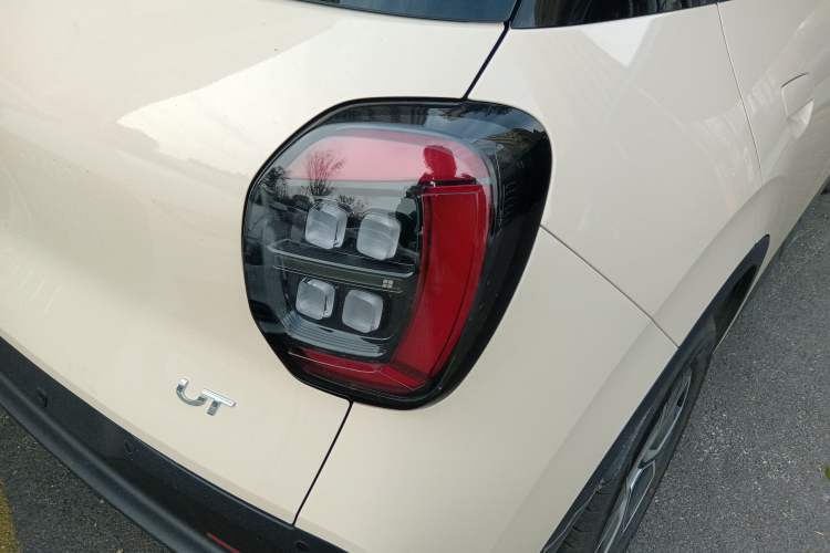 Used AION UT 2025 330 Starlight Edition