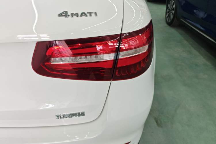 Used Mercedes-Benz GLC 2018 Facelifted GLC 260 4MATIC Dynamic Edition