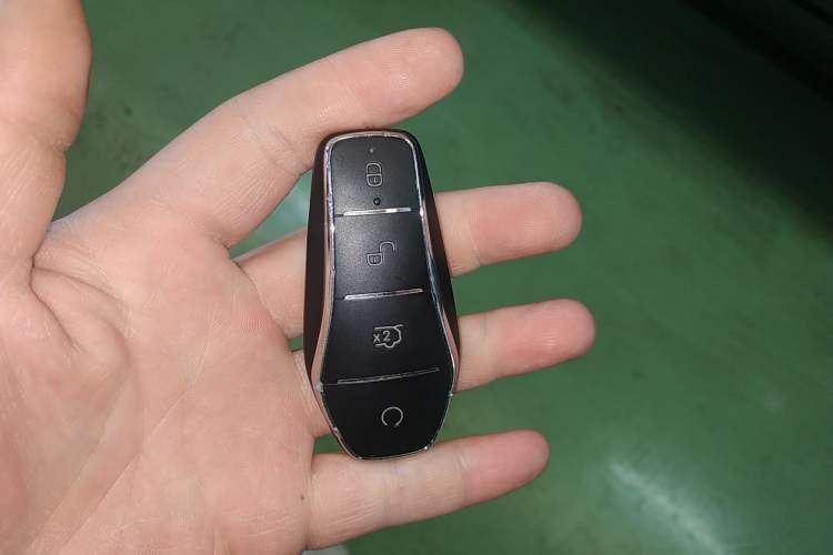 Used BYD Song L EV 2024 662 km Excellence Version
