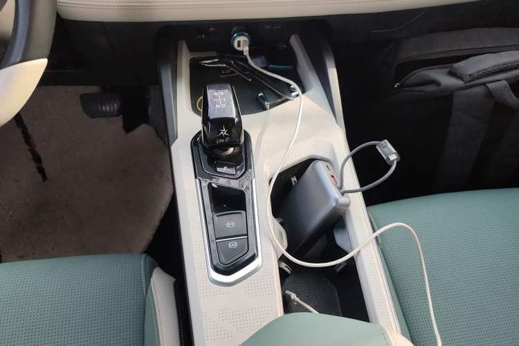 Used Geely Auto Emgrand L HiP 2022 1.5TD-DHT Pro 100KM Super Swift
