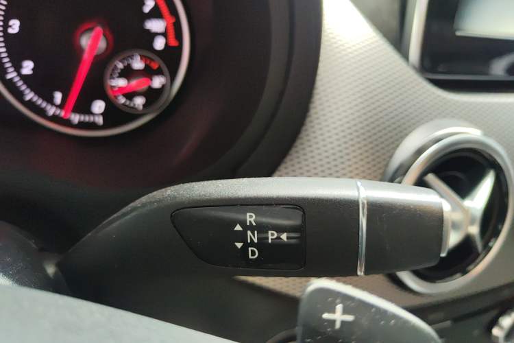 Used Mercedes-Benz B-Class 2015 B 200 Sport Edition