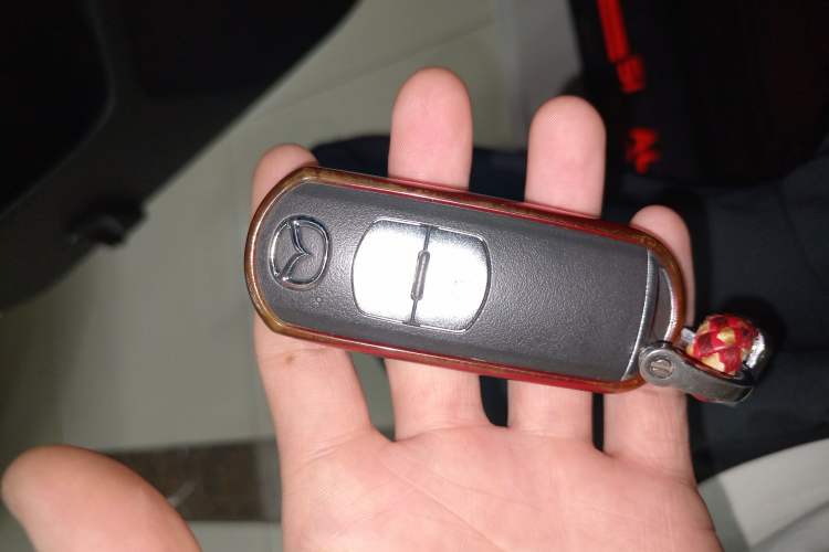 Used Mazda Mazda 3 Axela 2017 Hatchback 1.5L Automatic Luxury Model Emission Standard China V
