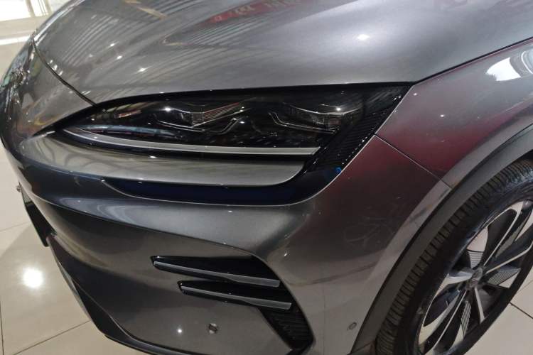 Used BYD Song PLUS New Energy 2025 EV Intelligent Driving Version 520km Premium Model
