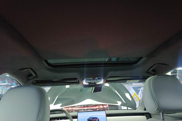 Used VOYAH COURAGE 2024 Long-Range Supercharge Edition