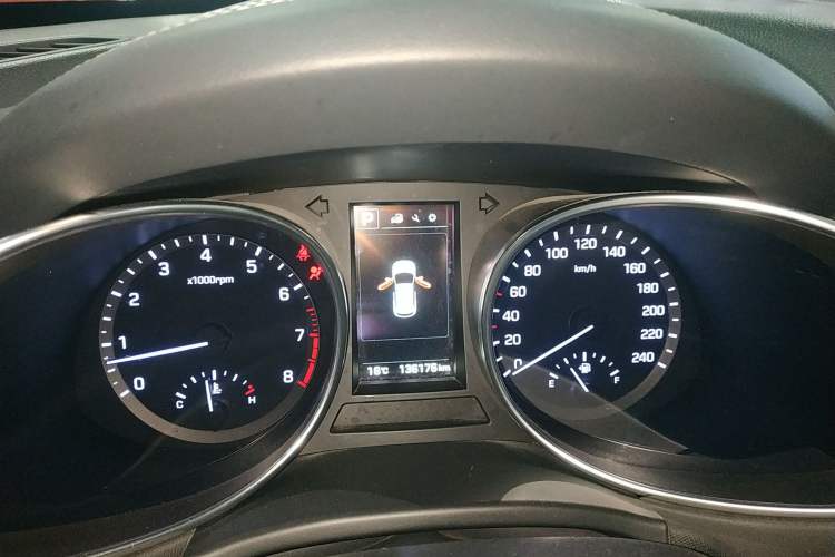 Used Hyundai Santa Fe 2017 2.0T Automatic Two-Wheel Drive Smart Version 7 Seats