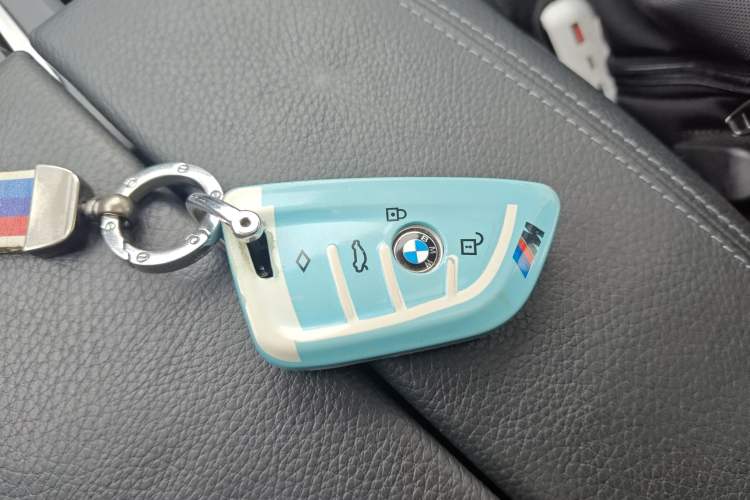 Used BMW X6 2017 xDrive28i
