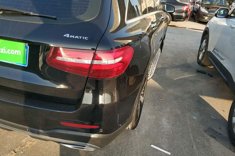 Used Mercedes-Benz GLC 2019 Facelift GLC 260 L 4MATIC Luxury Model
