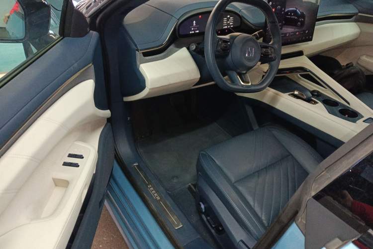 Used Zeekr 001 2025 YOU Edition 100 kWh All-Wheel Drive