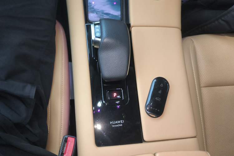 Used Hima AITO M5 2022 Extended-Range Four-Wheel Drive Performance Version