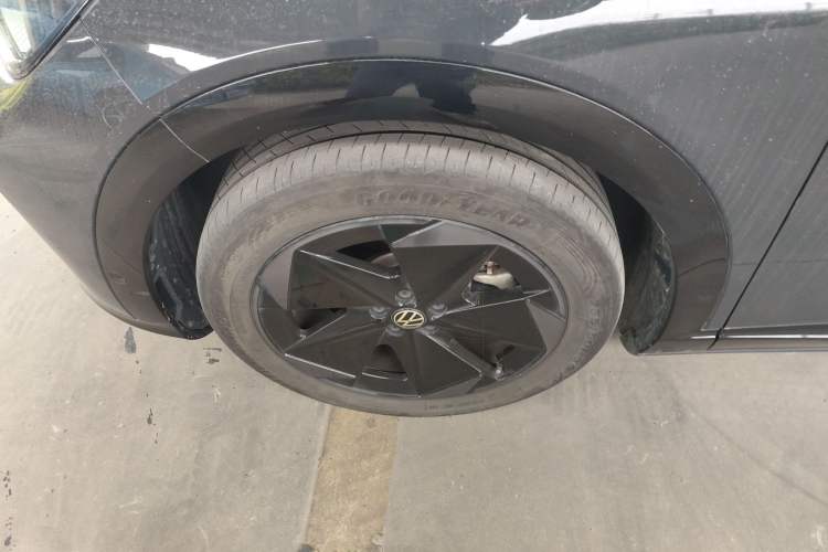 Used Volkswagen ID.UNYX 2024 Pro Long-Range Version
