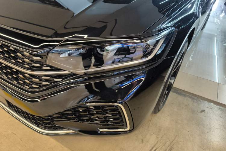 Used Volkswagen Passat 2025 Outstanding Model 330TSI Starry Elite Edition
