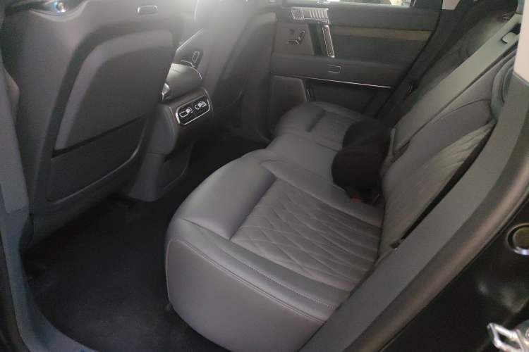 Used  917 2023 Range-Extended Base Model