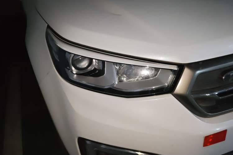 Used Changan CS55 2017 1.5T Manual Colorful Edition