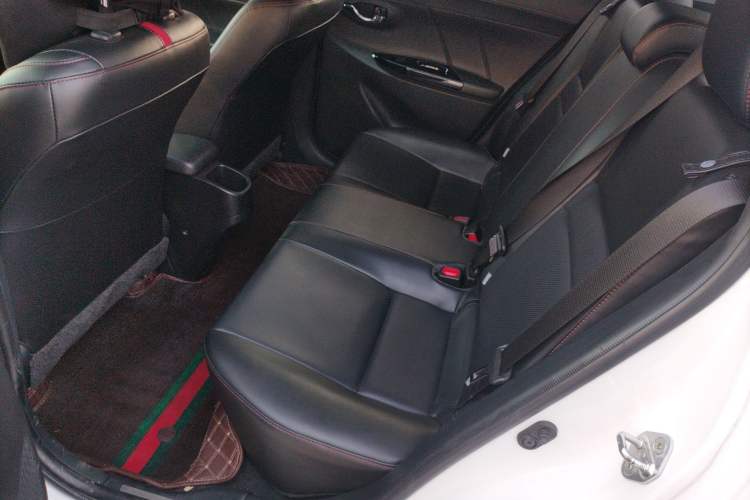 Used Toyota YARiS L 2021 X-Trail 1.5L CVT Luxury Edition