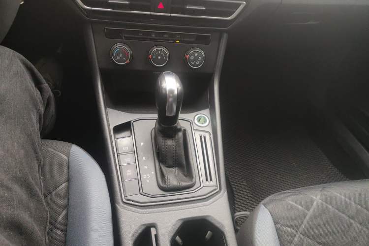 Used Volkswagen Lavida 2023 Revised 1.5L Automatic DeYi Edition