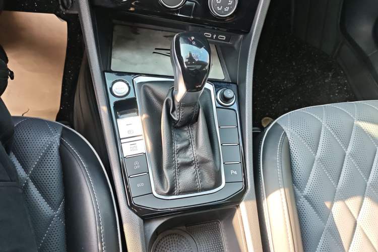 Used Volkswagen Sagitar 2023 300TSI DSG Excellence Edition
