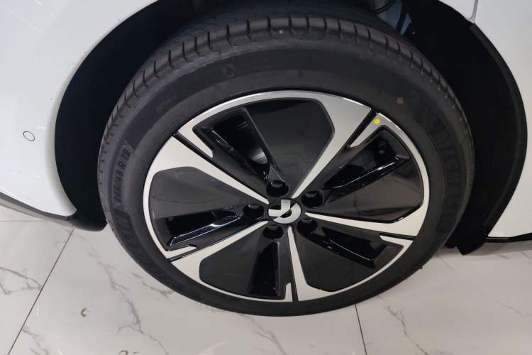 Used Nio ET5T 2025 75 kWh Touring
