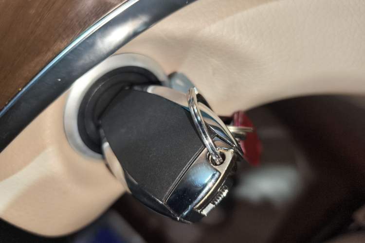 Used Mercedes-Benz V-Class 2020 V 260 L Long-wheelbase Luxury Edition