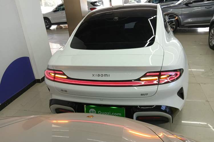 Used  SU7 2024 Rear-Drive Ultra-Long Range Advanced Pro-Level Intelligent Driving Version
