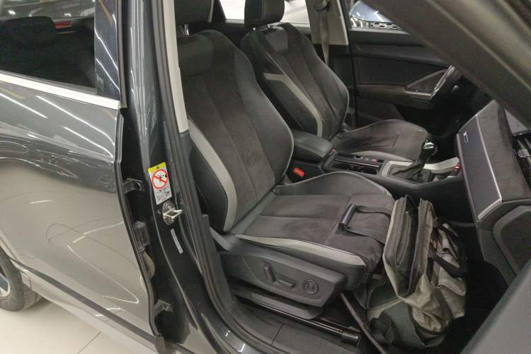 Used Audi Q3 2019 35 TFSI Fashion Dynamic Model