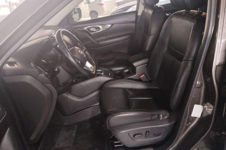 Used Nissan X-Trail 2019 2.0L CVT Smart Connect Comfort Edition 2WD