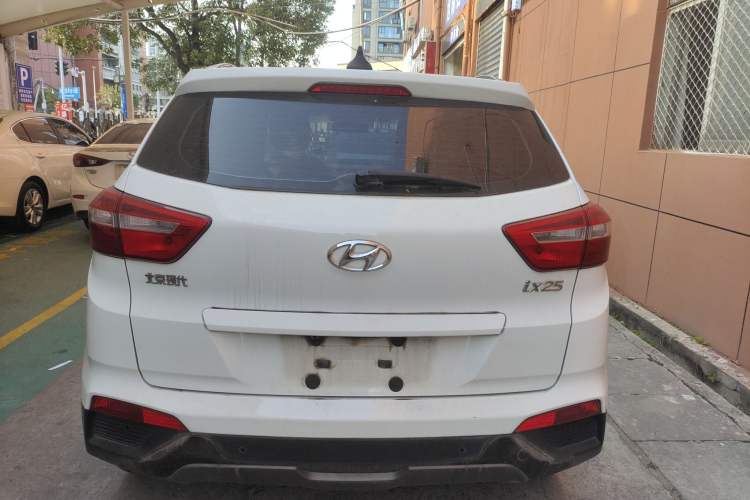 Used Hyundai ix25 2015 1.6L Automatic Two-Wheel Drive Smart GLS Trim
