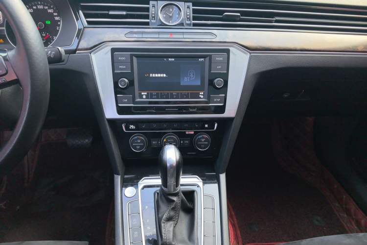 Used Volkswagen Magotan 2018 330TSI DSG Luxury Model