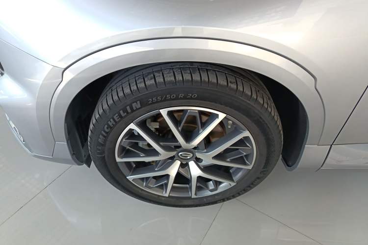 Used GAC Trumpchi GS8 2022 Dual-Engine Series 2.0TM Two-Wheel Drive Prestige Edition (7 Seats)
