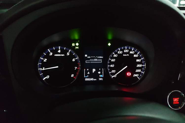 Used Mitsubishi Outlander 2019 2.0L Two-Wheel Drive Comfort Edition 5 Seats China VI Standard
